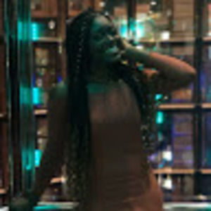 Meet your Posher, Dorcas